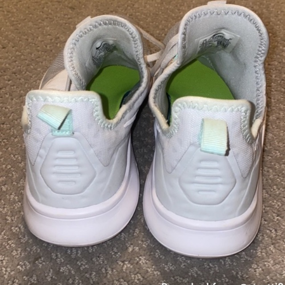 Wore once! Women’s Nike Athletic Shoes - Picture 5 of 5